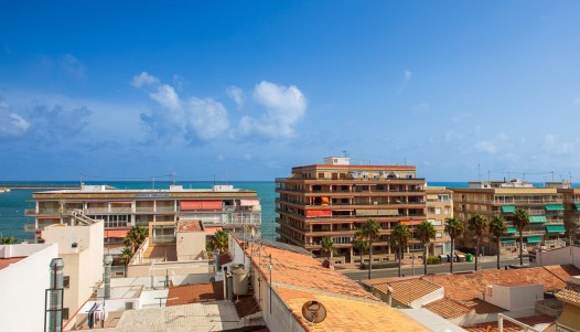 Resale - Apartment - Torrevieja - Playa de los Náufragos