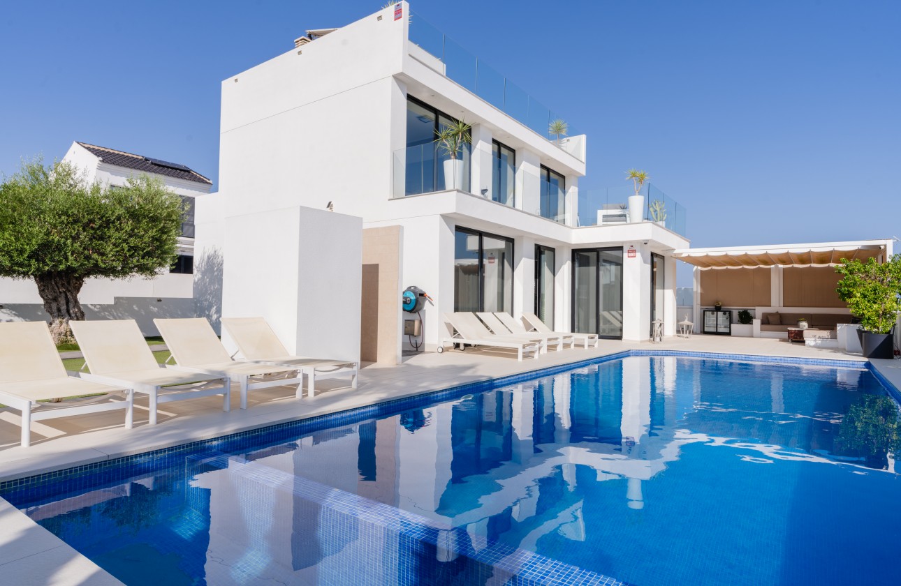 Resale - Villa - San Fulgencio - La Marina