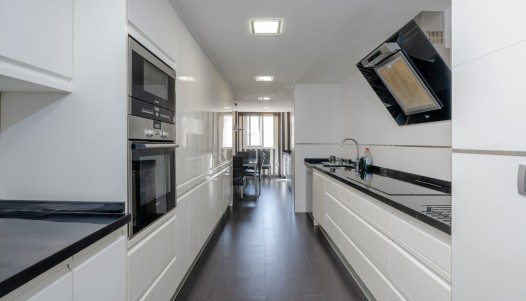 Resale - Apartment - Alicante - Center