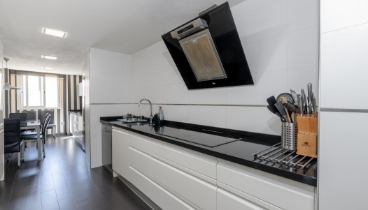 Resale - Apartment - Alicante - Center