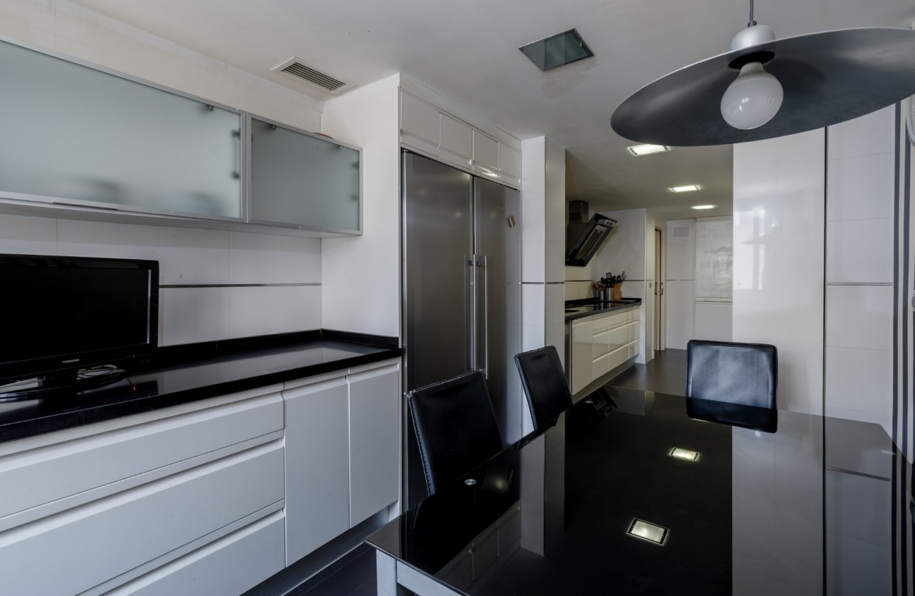 Sprzedaż - Apartament - Alicante - 