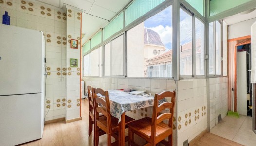 Sprzedaż - Apartament - Alicante - 