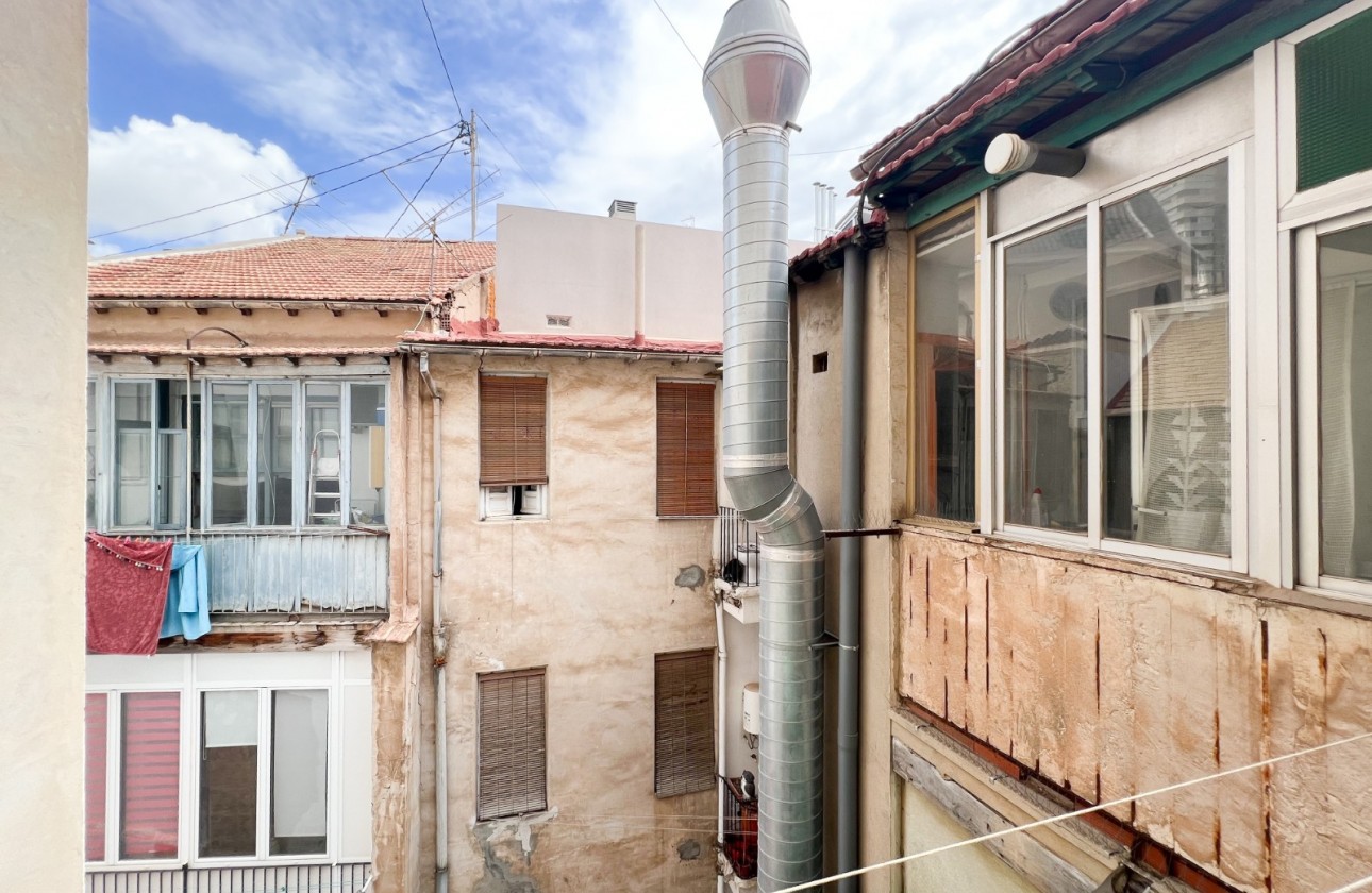 Resale - Apartment - Alicante - Center