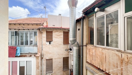 Resale - Apartment - Alicante - Center