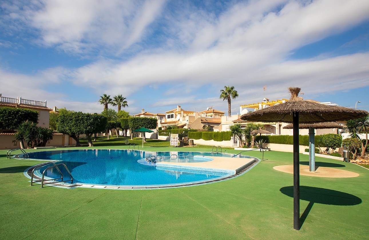 Resale - Bungalow - Torrevieja - Los Altos