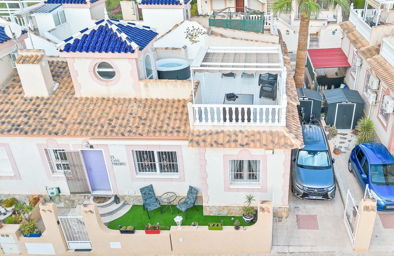 Resale - Villa / parhus - Orihuela Costa - Playa Flamenca