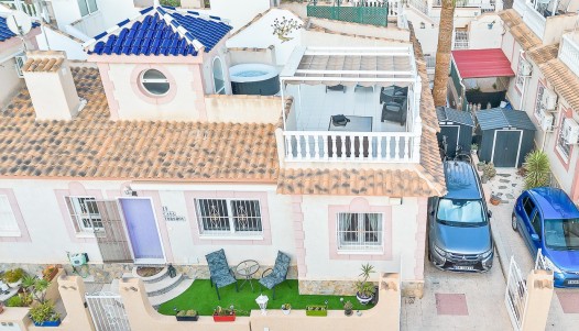 Resale - Villa / parhus - Orihuela Costa - Playa Flamenca