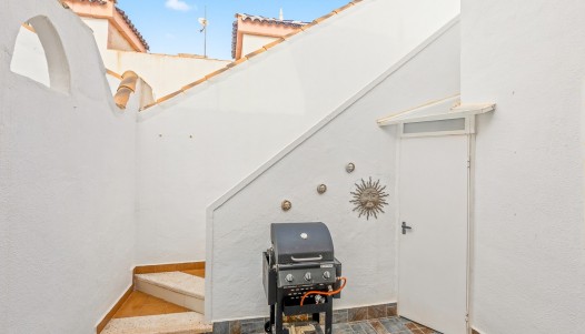 Resale - Villa / parhus - Orihuela Costa - Playa Flamenca