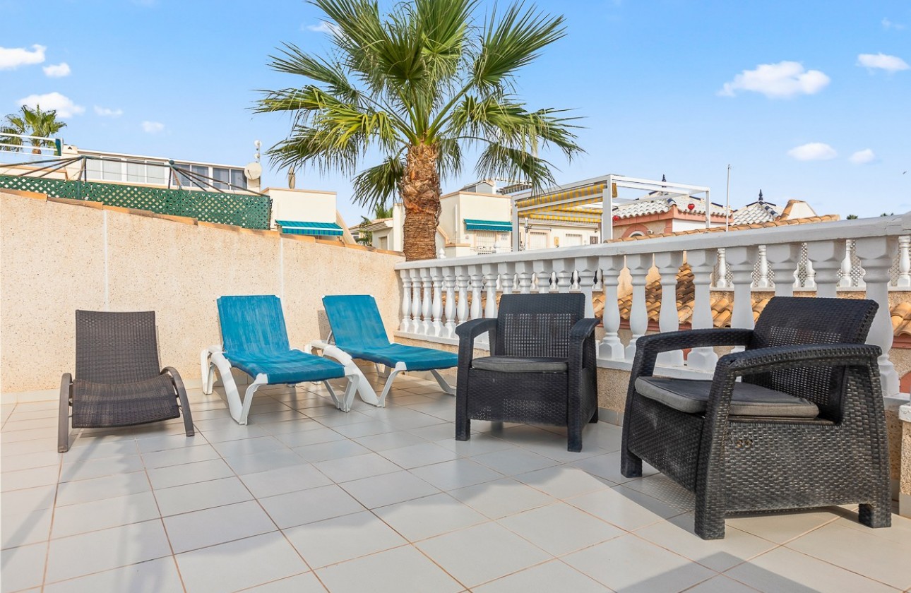 Resale - Villa / parhus - Orihuela Costa - Playa Flamenca