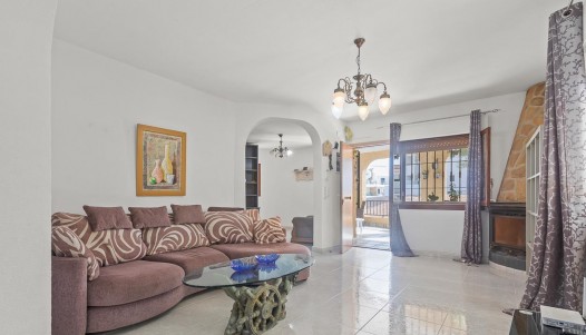 Resale - Villa - Villamartin - Res. Las Filipinas