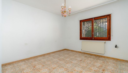 Resale - Villa - Oliva - Urb. Tossal Gross