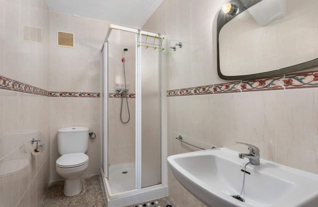 Resale - Apartment - Guardamar del Segura - Playa Centro