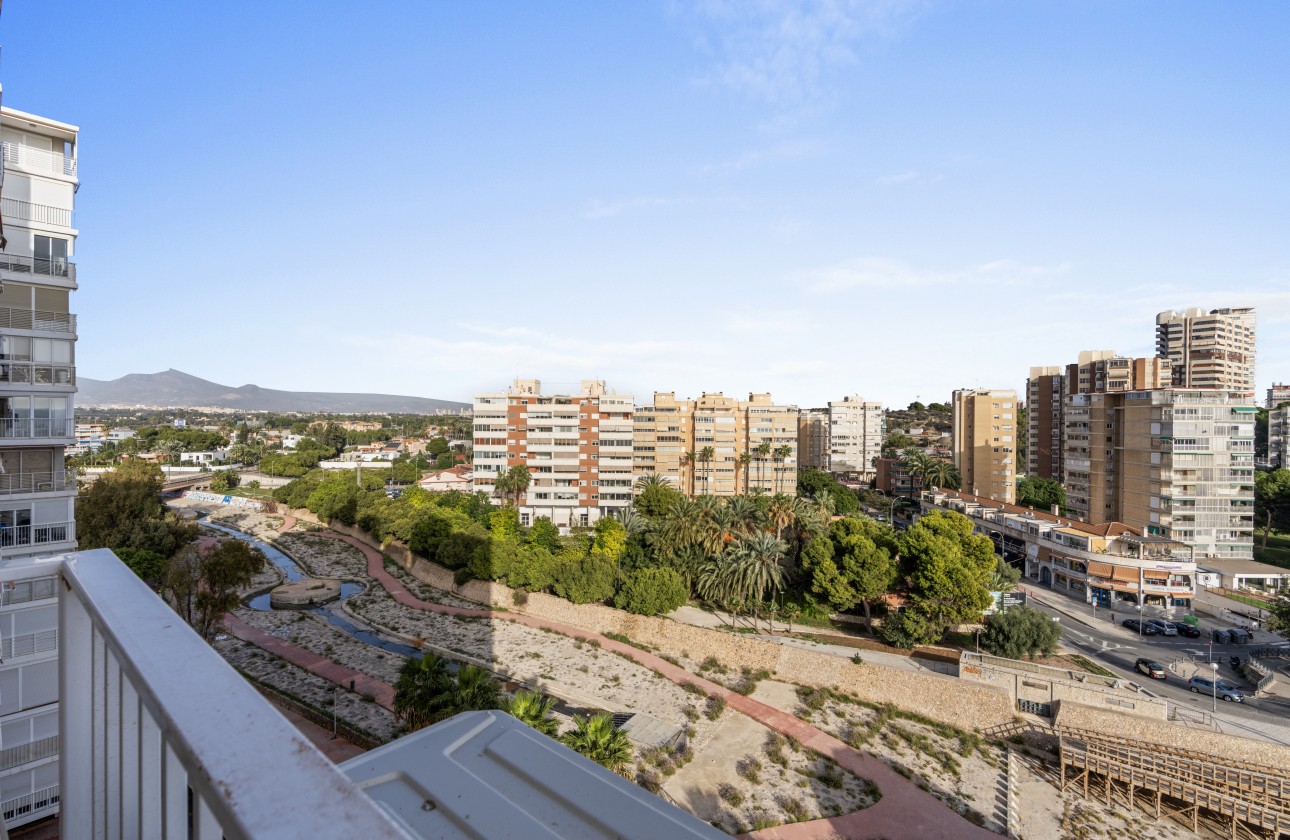 Resale - Apartment - Alicante - Playa de la Albufereta