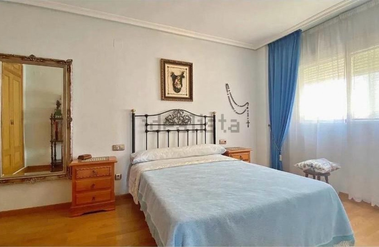 Segunda mano - Ático - Alicante - Benalúa