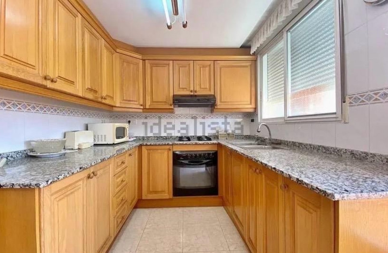 Segunda mano - Ático - Alicante - Benalúa