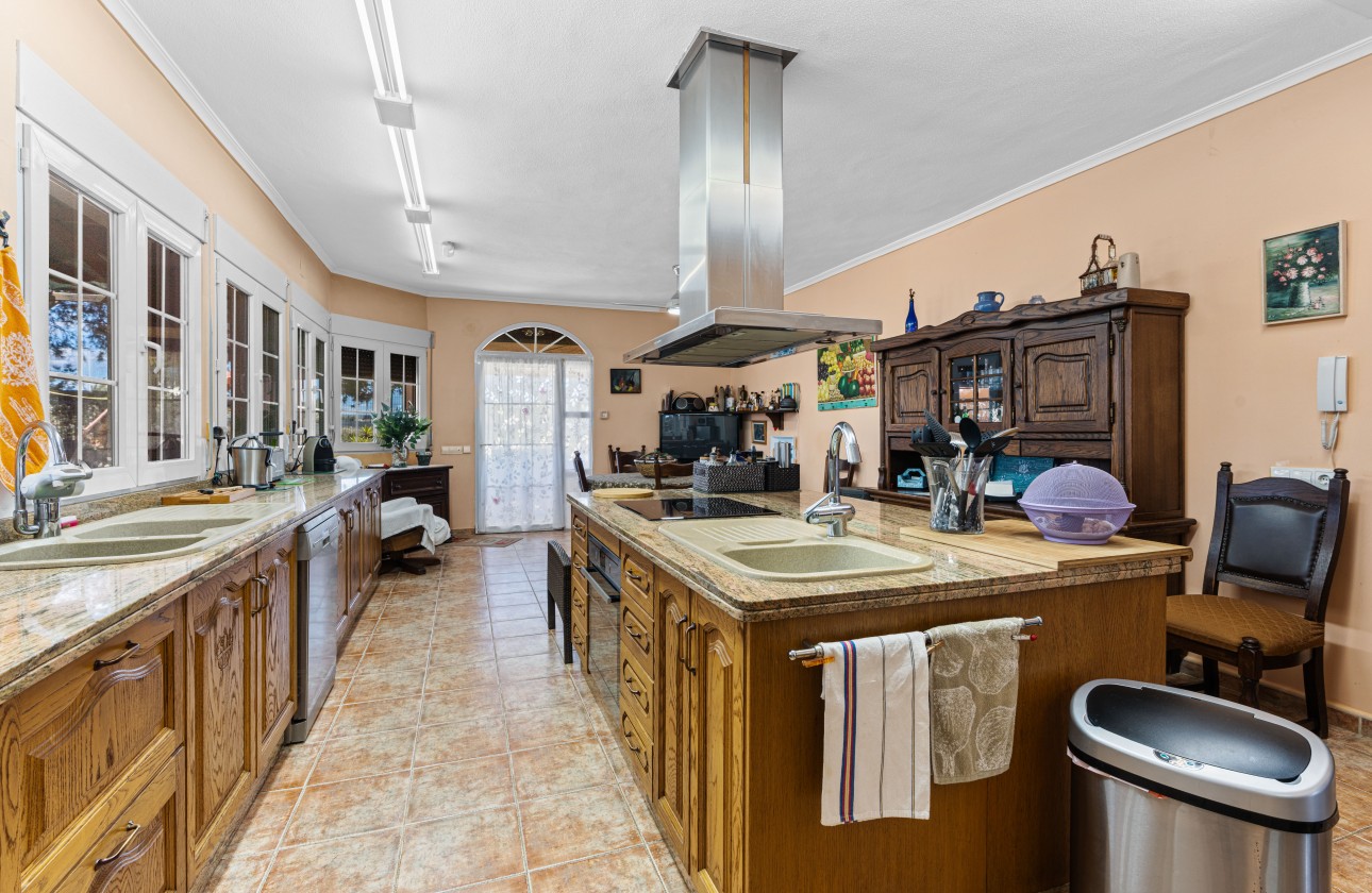 Segunda mano - Chalet independiente  - El Altet - San Francisco de Asis