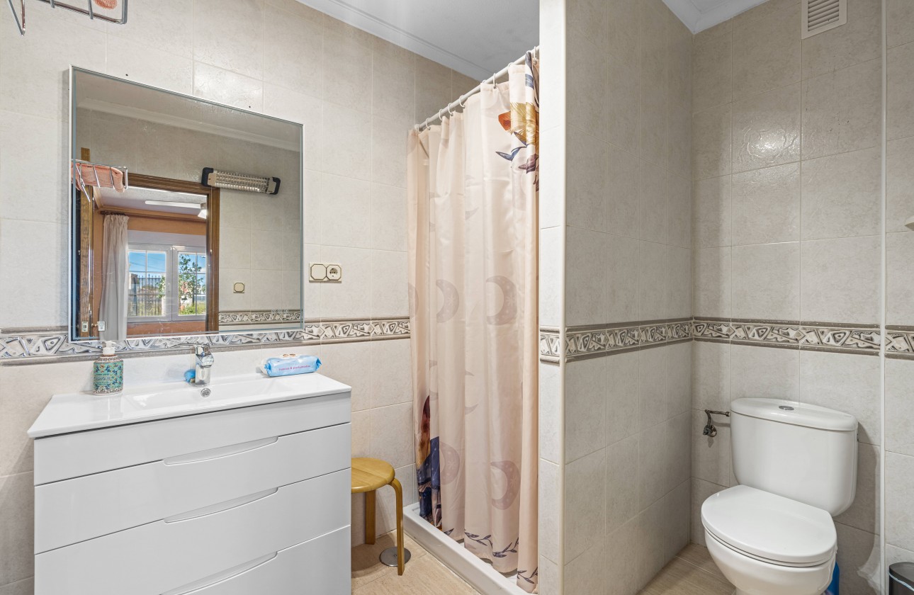 Segunda mano - Chalet independiente  - El Altet - San Francisco de Asis