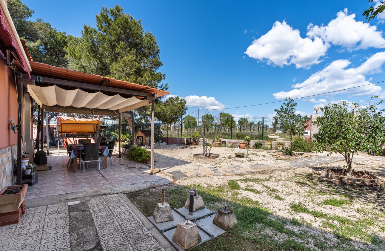 Segunda mano - Chalet independiente  - El Altet - San Francisco de Asis