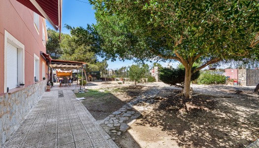 Segunda mano - Chalet independiente  - El Altet - San Francisco de Asis