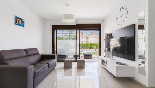 Resale - Ground Floor  - Orihuela Costa - La Zenia