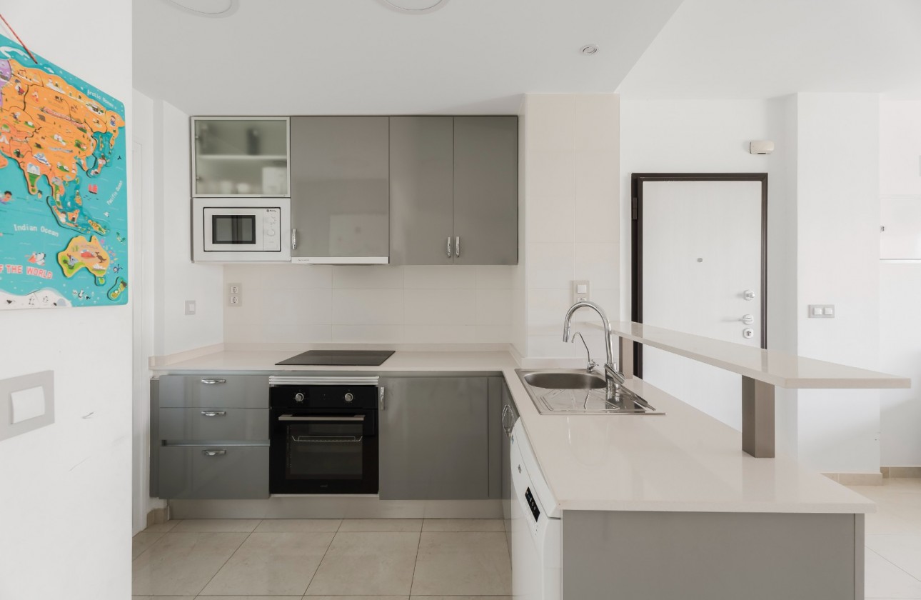 Resale - Ground Floor  - Orihuela Costa - La Zenia