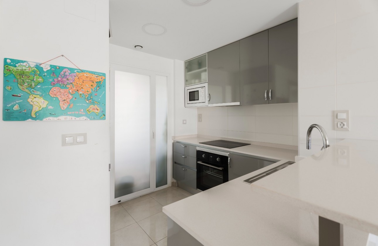 Resale - Ground Floor  - Orihuela Costa - La Zenia