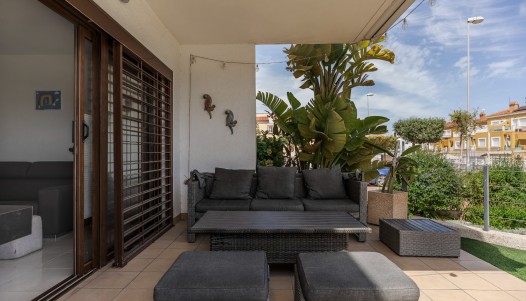 Resale - Ground Floor  - Orihuela Costa - La Zenia