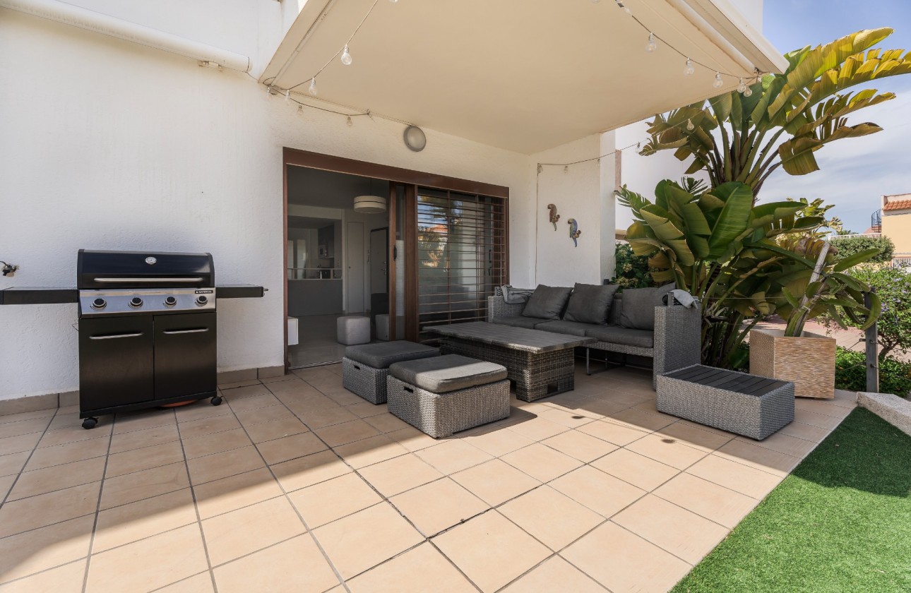 Resale - Ground Floor  - Orihuela Costa - La Zenia