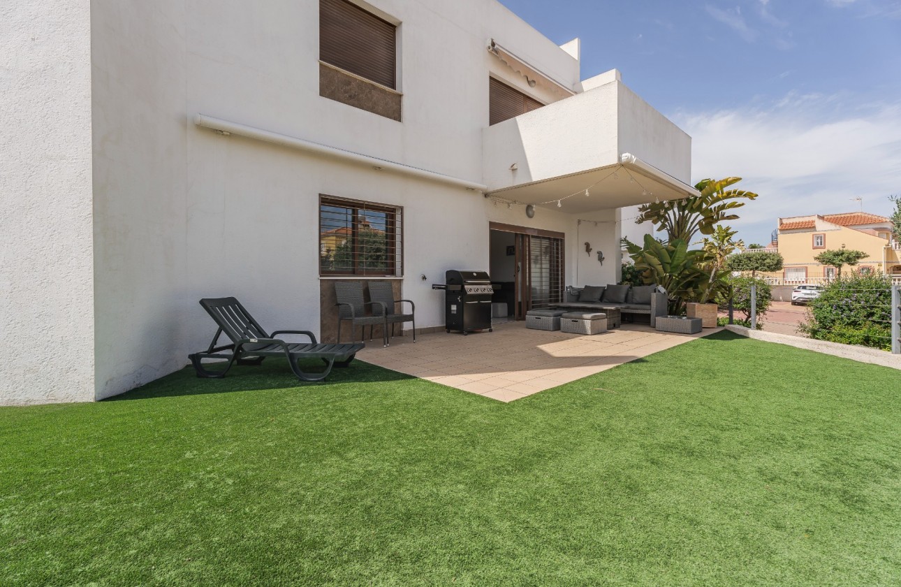 Resale - Ground Floor  - Orihuela Costa - La Zenia