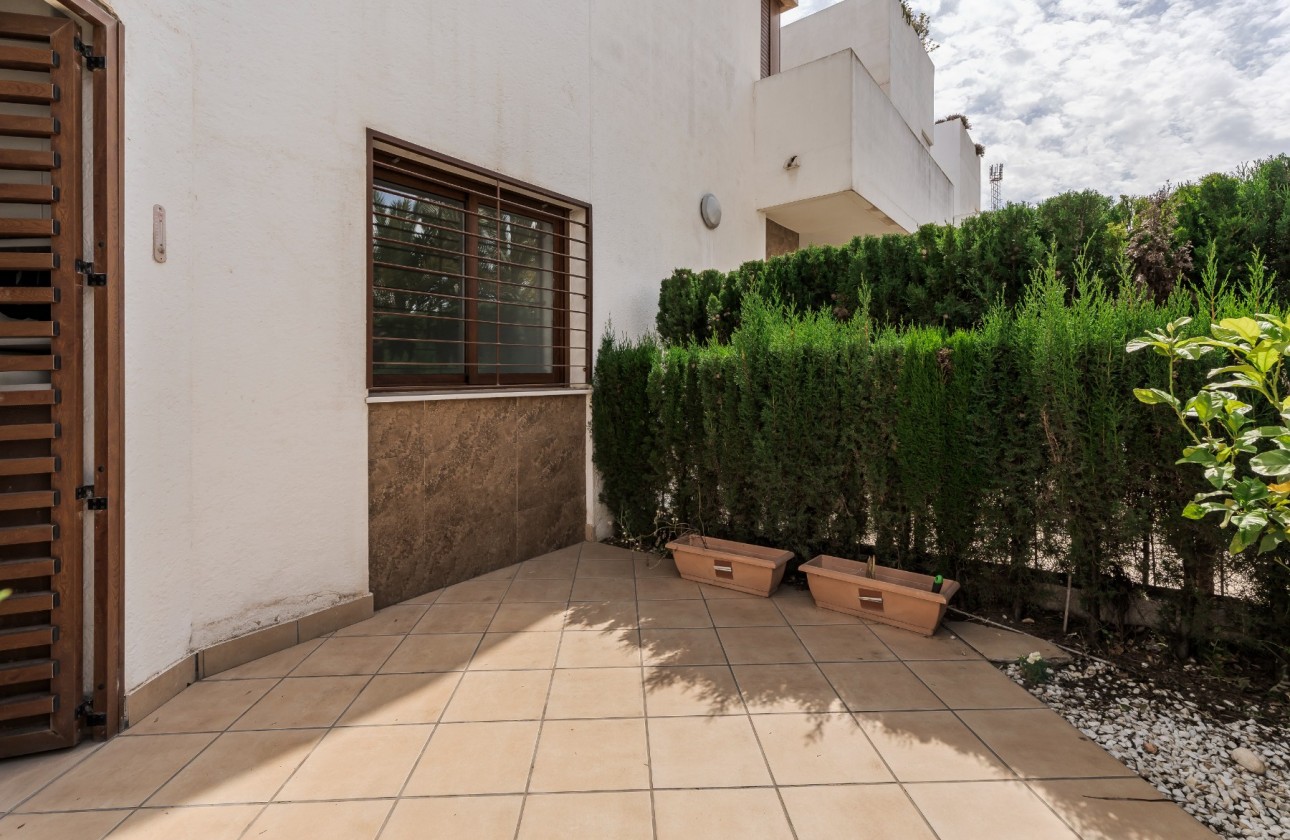 Resale - Ground Floor  - Orihuela Costa - La Zenia