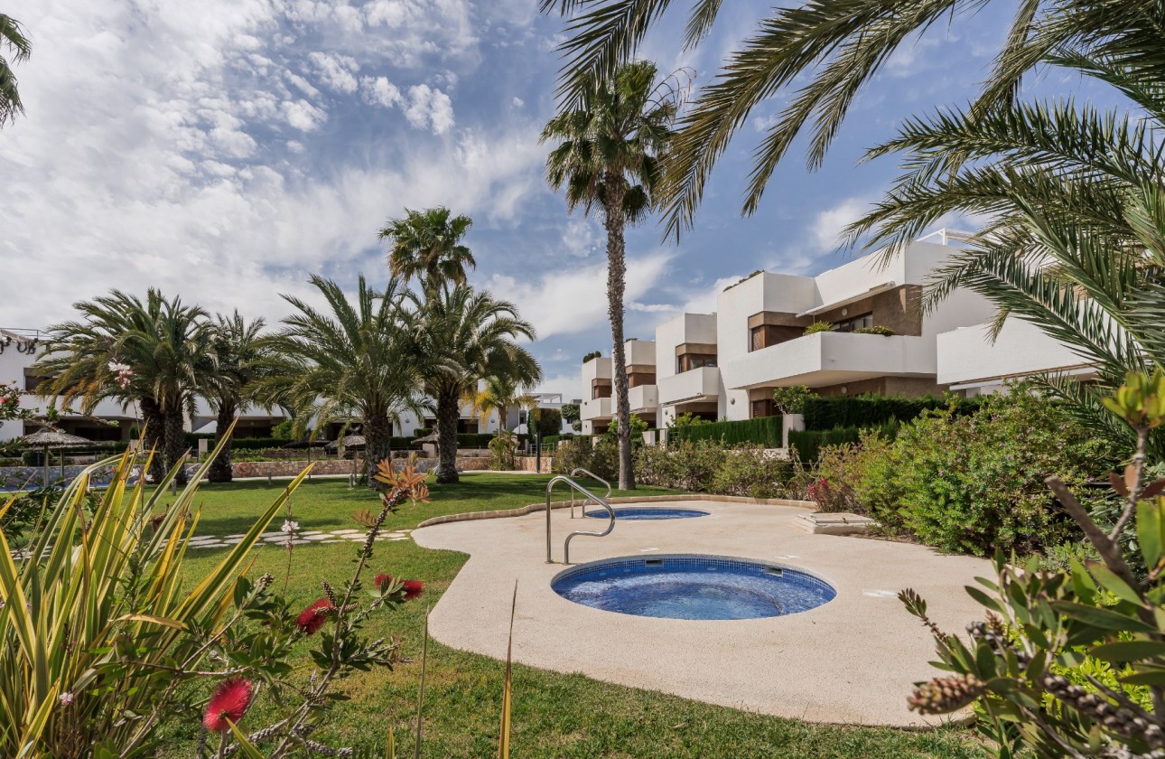 Resale - Ground Floor  - Orihuela Costa - La Zenia