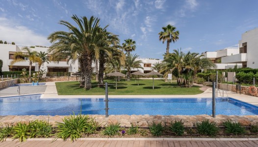 Resale - Ground Floor  - Orihuela Costa - La Zenia