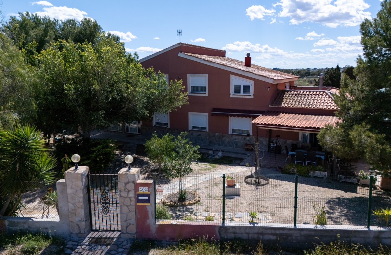 Segunda mano - Chalet independiente  - El Altet - San Francisco de Asis
