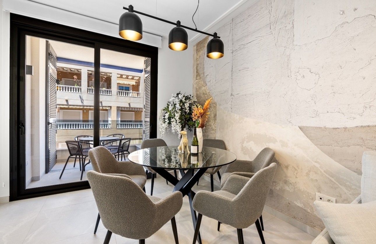 Resale - Apartment - Torrevieja - Playa del Cura