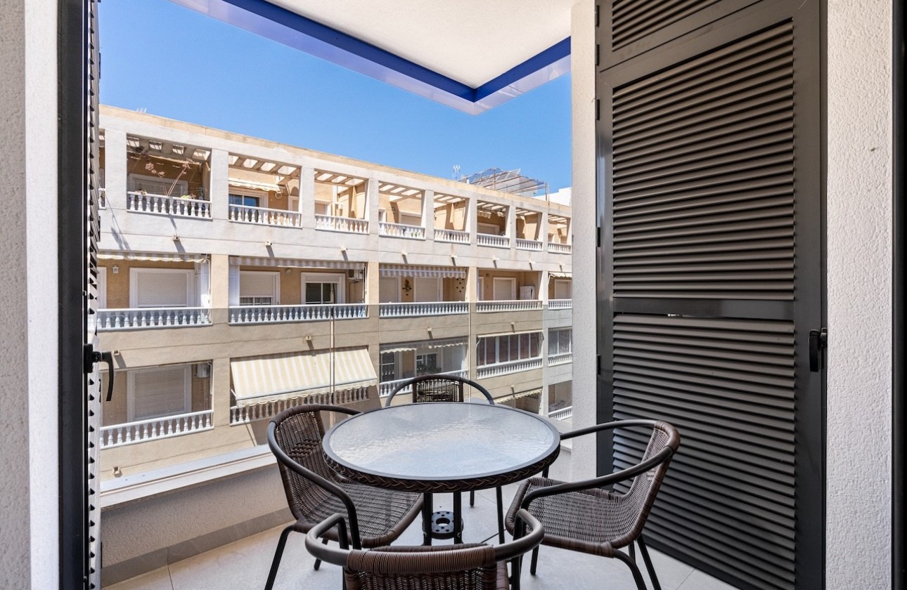 Resale - Apartment - Torrevieja - Playa del Cura