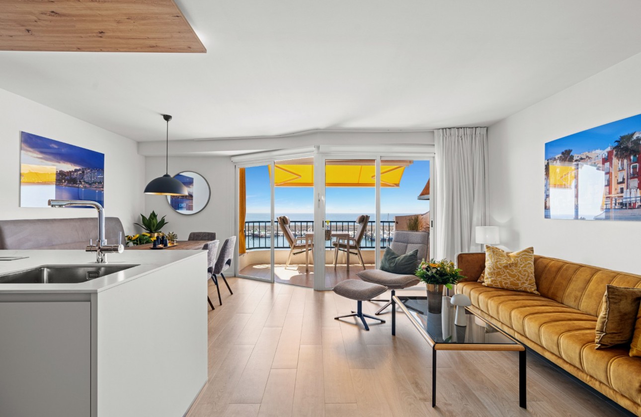 Resale - Apartment - Villajoyosa - Port