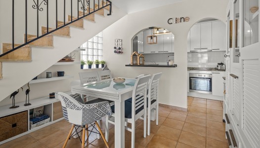 Resale - Villa / Semi-detached - Torre de La Horadada - Pueblo Latino