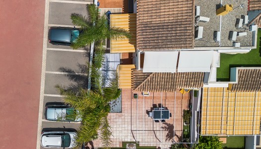 Resale - Villa / Semi-detached - Torre de La Horadada - Pueblo Latino