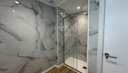 Resale - Apartment - Orihuela Costa - Punta Prima