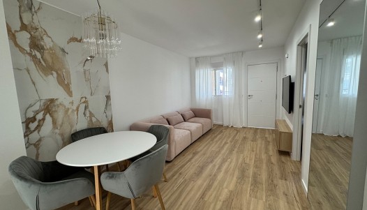 Resale - Apartment - Orihuela Costa - Punta Prima