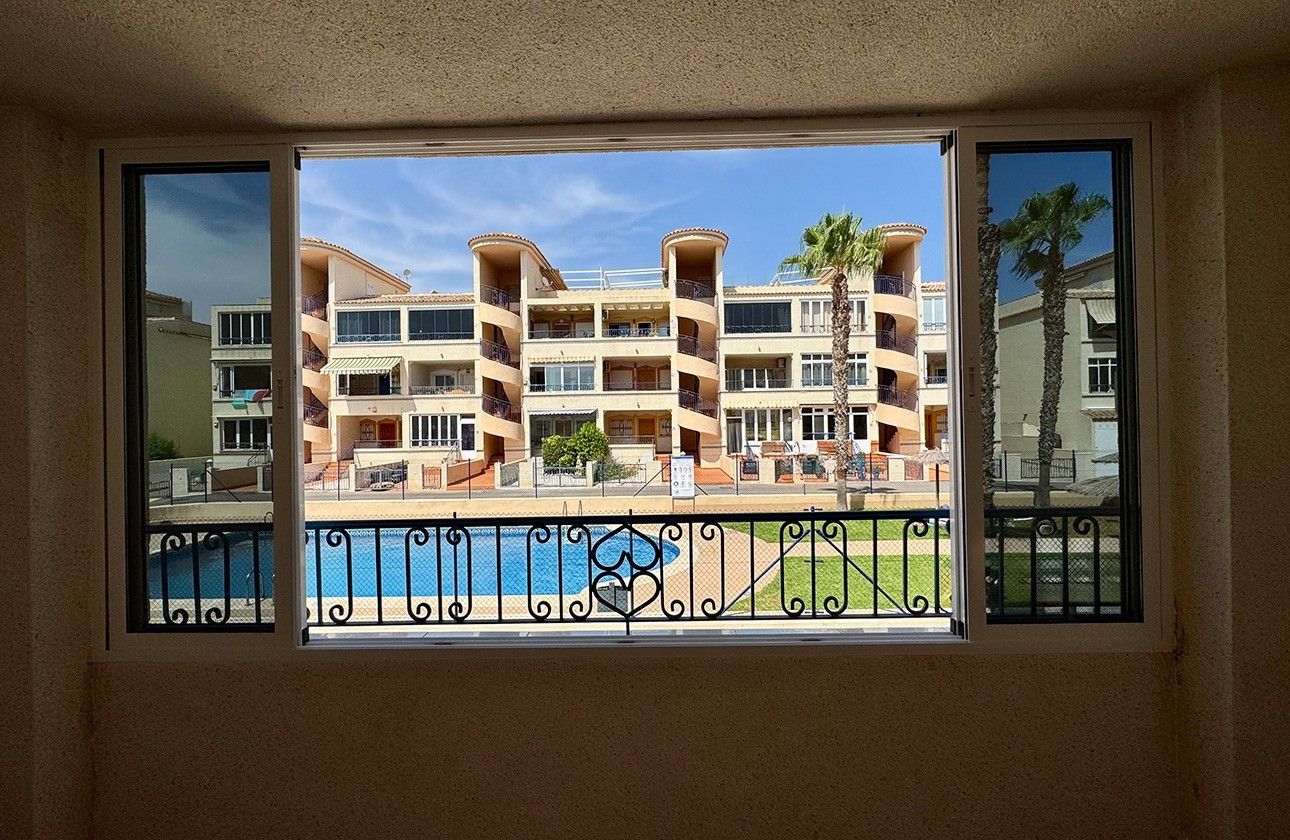 Resale - Apartment - Orihuela Costa - Punta Prima