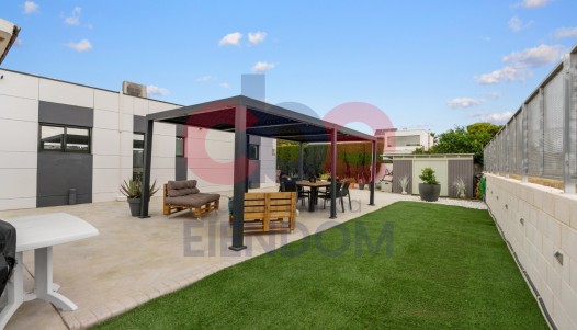 Resale - Villa - San Vicente del Raspeig