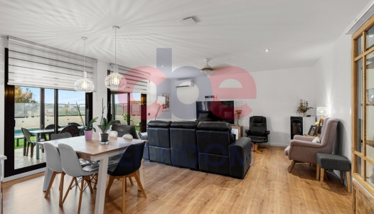 Resale - Villa - San Vicente del Raspeig