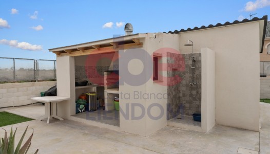 Resale - Villa - San Vicente del Raspeig