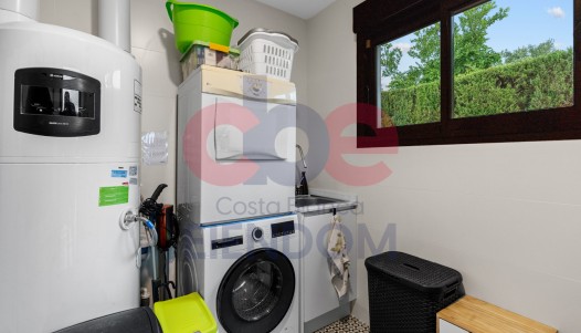 Resale - Villa - San Vicente del Raspeig