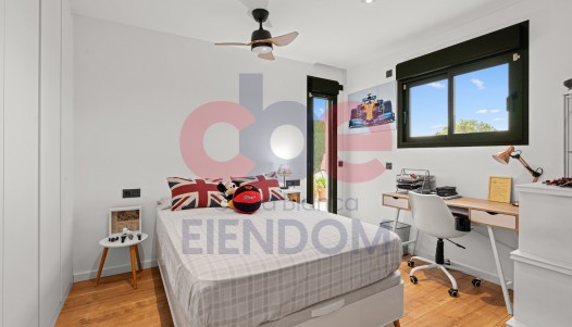 Resale - Villa - San Vicente del Raspeig