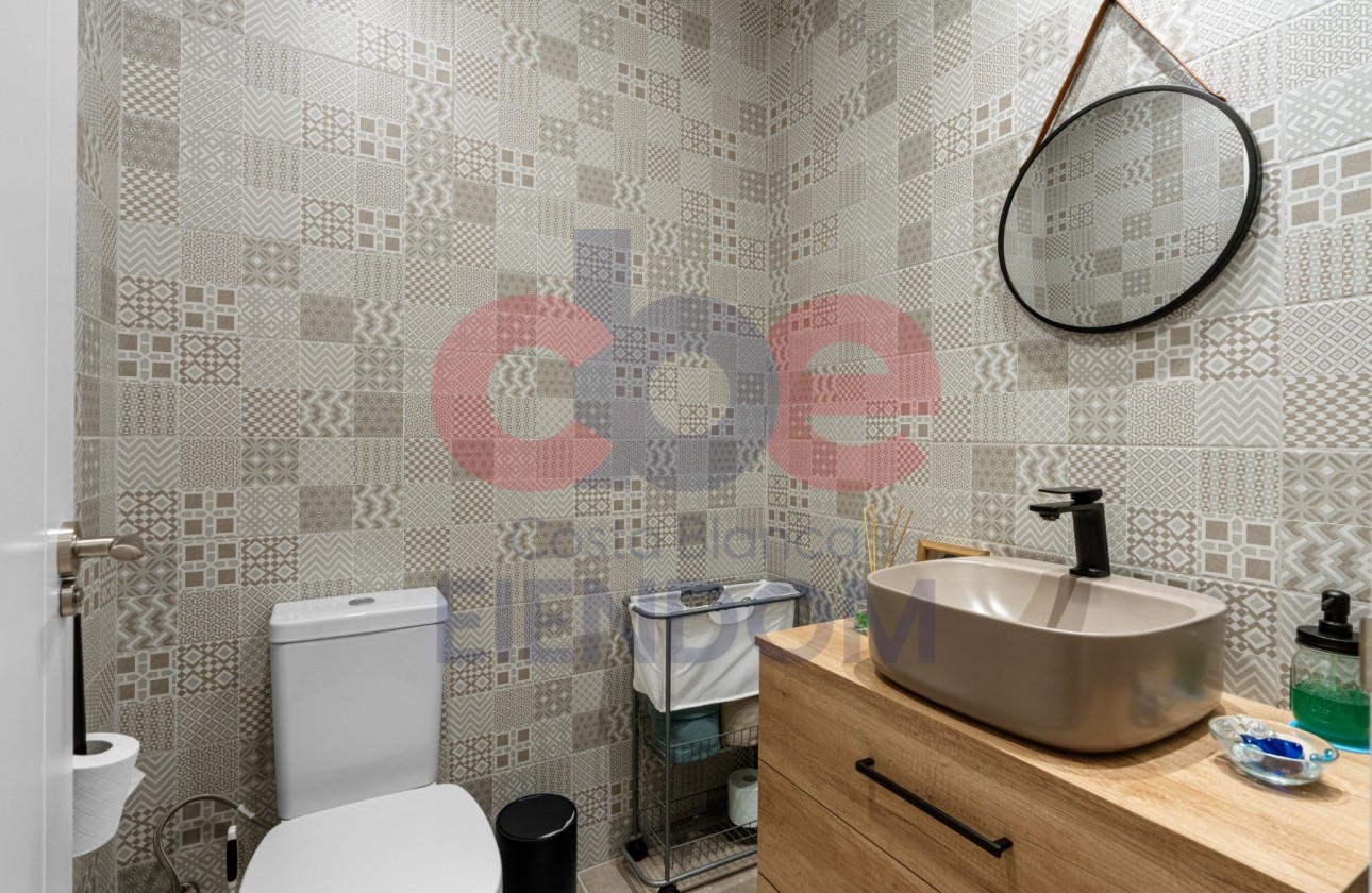 Resale - Villa - San Vicente del Raspeig