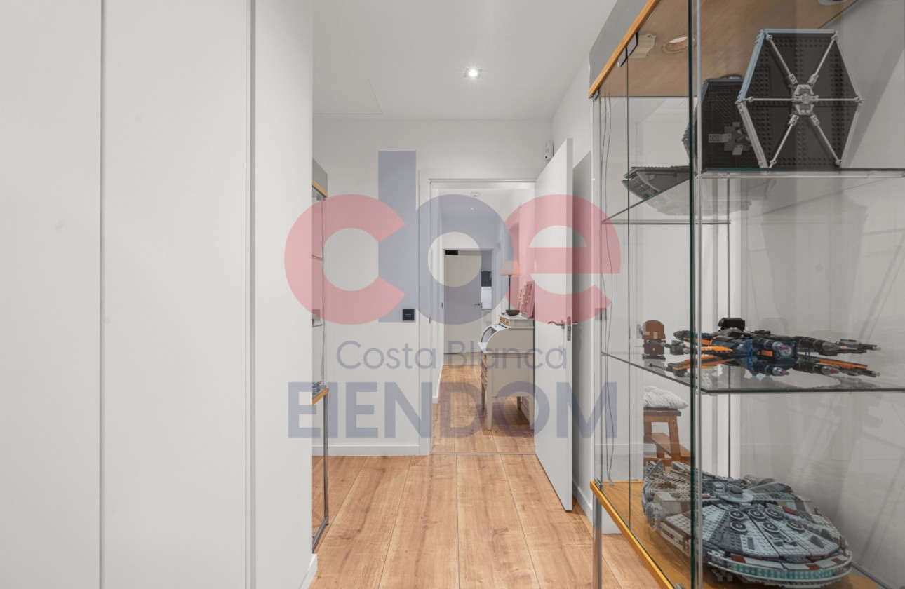 Resale - Villa - San Vicente del Raspeig