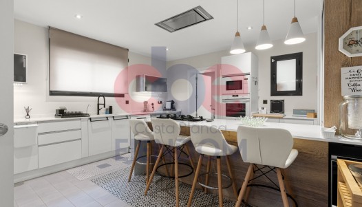 Resale - Villa - San Vicente del Raspeig