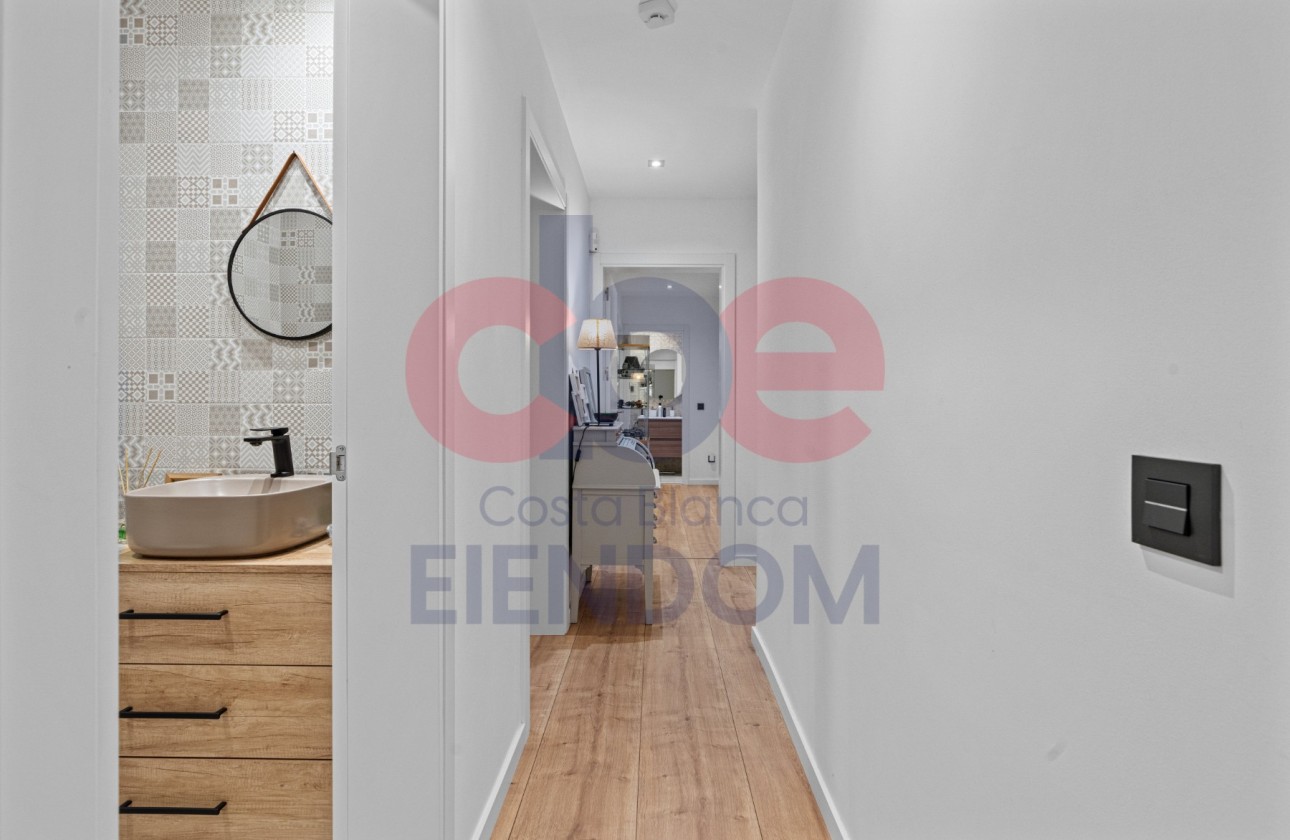 Resale - Villa - San Vicente del Raspeig